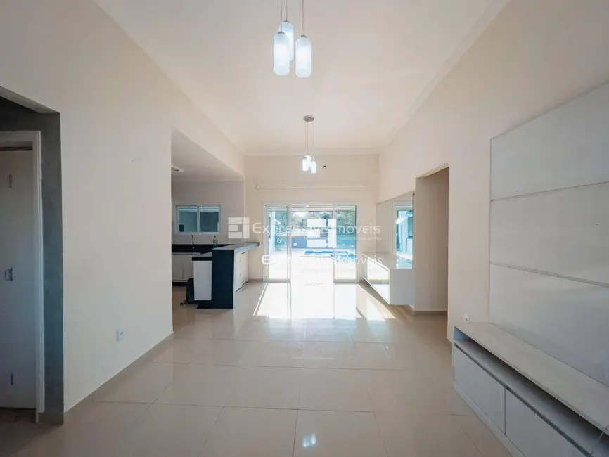 Foto 8 de Casa de Condomínio com 3 quartos à venda, 450m2 em Residencial Fazenda Serrinha, Itatiba - SP