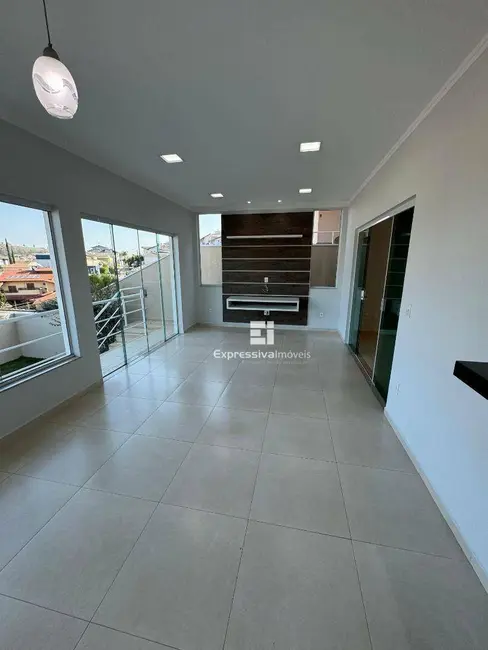 Foto 8 de Casa com 4 quartos à venda, 300m2 em Loteamento Itatiba Country Club, Itatiba - SP