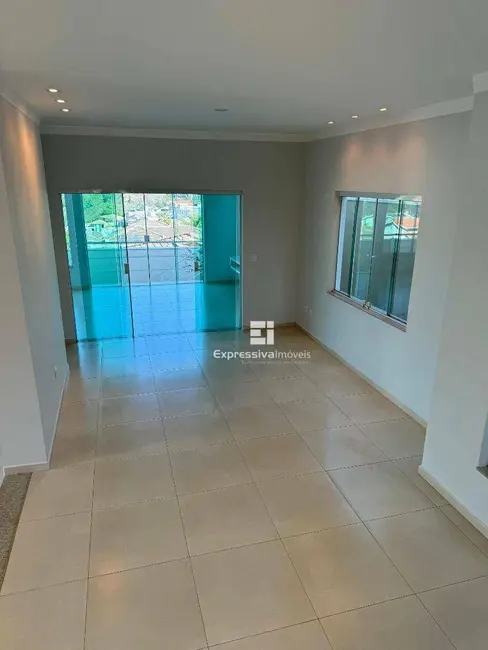 Foto 6 de Casa com 4 quartos à venda, 300m2 em Loteamento Itatiba Country Club, Itatiba - SP