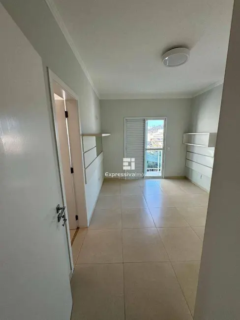 Foto 5 de Casa com 4 quartos à venda, 300m2 em Loteamento Itatiba Country Club, Itatiba - SP