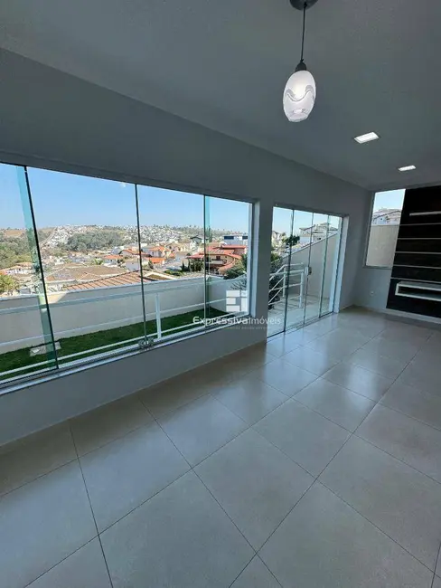 Foto 9 de Casa com 4 quartos à venda, 300m2 em Loteamento Itatiba Country Club, Itatiba - SP