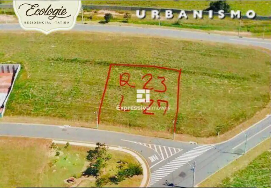 Foto 1 de Terreno / Lote à venda, 501m2 em Bairro Itapema, Itatiba - SP