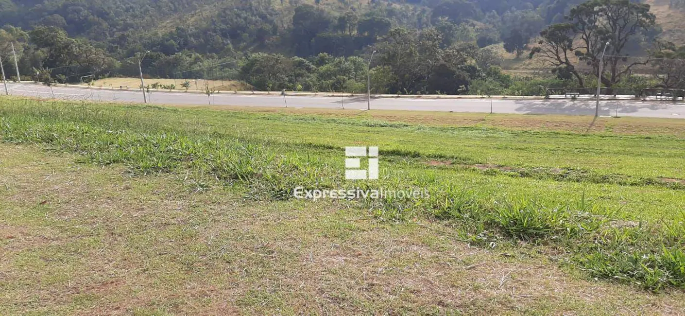 Foto 2 de Terreno / Lote à venda, 411m2 em Bairro Itapema, Itatiba - SP