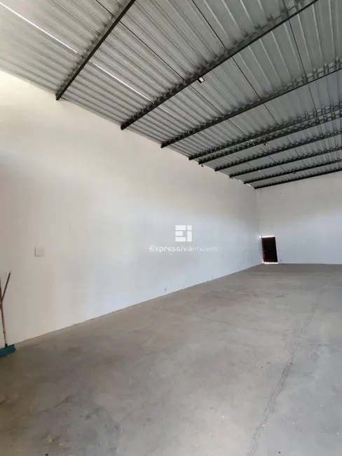 Foto 2 de Armazém / Galpão para alugar, 176m2 em Jardim Ipê, Itatiba - SP
