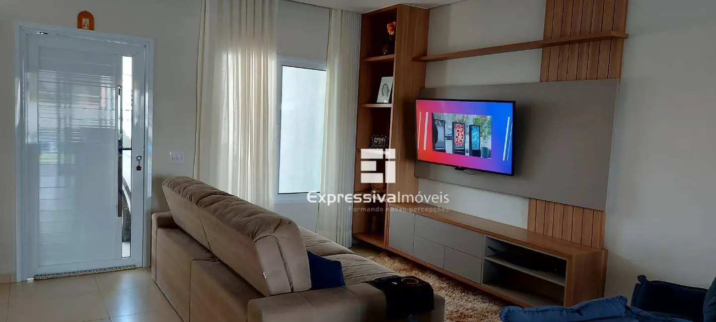 Foto 2 de Casa com 3 quartos à venda, 150m2 em Loteamento Horizonte Azul, Itatiba - SP