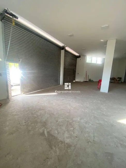Foto 2 de Armazém / Galpão para alugar, 300m2 em Loteamento Residencial Central Park II, Itatiba - SP
