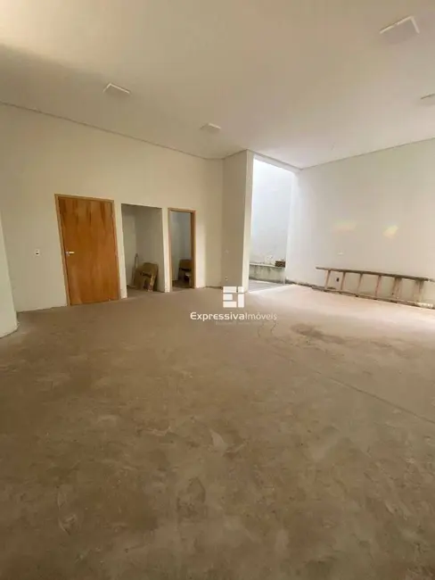 Foto 3 de Armazém / Galpão para alugar, 300m2 em Loteamento Residencial Central Park II, Itatiba - SP