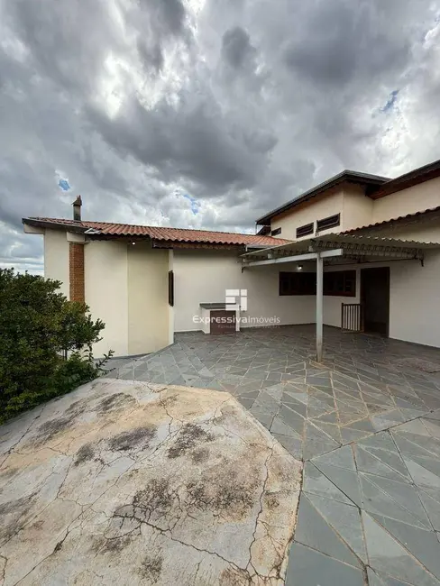 Foto 1 de Casa de Condomínio com 3 quartos à venda, 2000m2 em Parque das Laranjeiras, Itatiba - SP