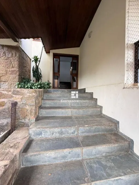 Foto 8 de Casa de Condomínio com 3 quartos à venda, 2000m2 em Parque das Laranjeiras, Itatiba - SP