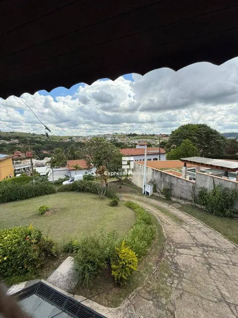 Foto 3 de Casa de Condomínio com 3 quartos à venda, 2000m2 em Parque das Laranjeiras, Itatiba - SP