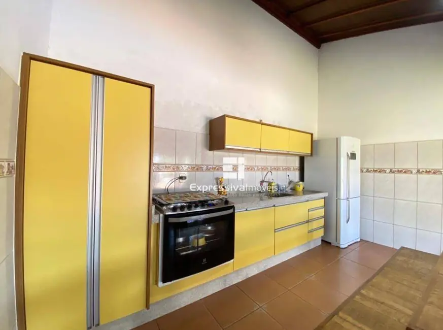 Foto 5 de Casa de Condomínio com 3 quartos à venda, 2000m2 em Recanto dos Pássaros, Itatiba - SP