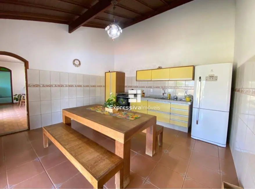 Foto 4 de Casa de Condomínio com 3 quartos à venda, 2000m2 em Recanto dos Pássaros, Itatiba - SP