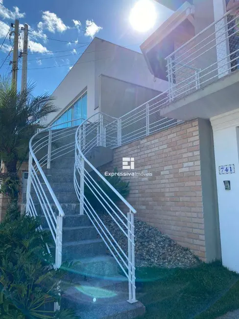 Foto 3 de Casa de Condomínio com 3 quartos à venda, 221m2 em Residencial Fazenda Serrinha, Itatiba - SP