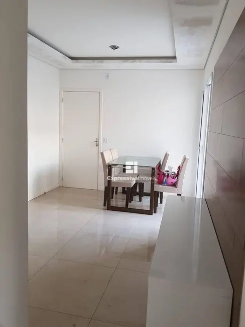 Foto 3 de Apartamento com 2 quartos à venda, 55m2 em Jardim Ester, Itatiba - SP