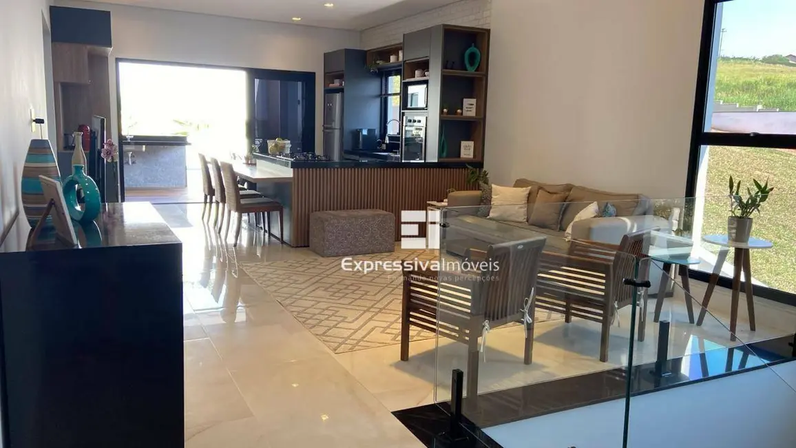 Foto 4 de Casa de Condomínio com 3 quartos à venda, 389m2 em Itatiba - SP