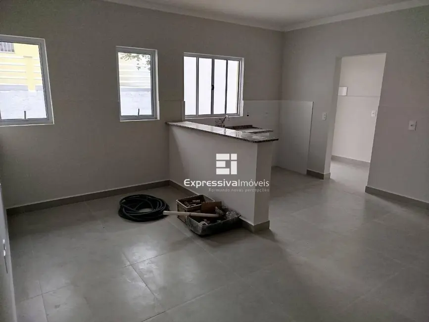 Foto 3 de Casa com 2 quartos à venda, 300m2 em Loteamento Aída Haddad Jafet, Itatiba - SP