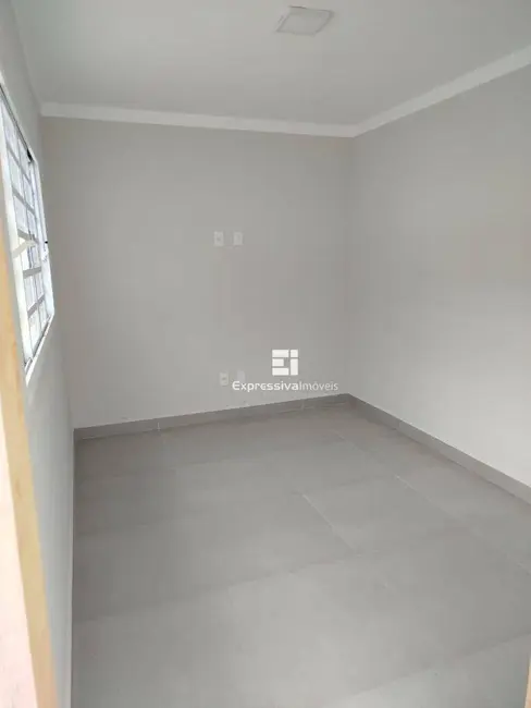 Foto 9 de Casa com 2 quartos à venda, 300m2 em Loteamento Aída Haddad Jafet, Itatiba - SP