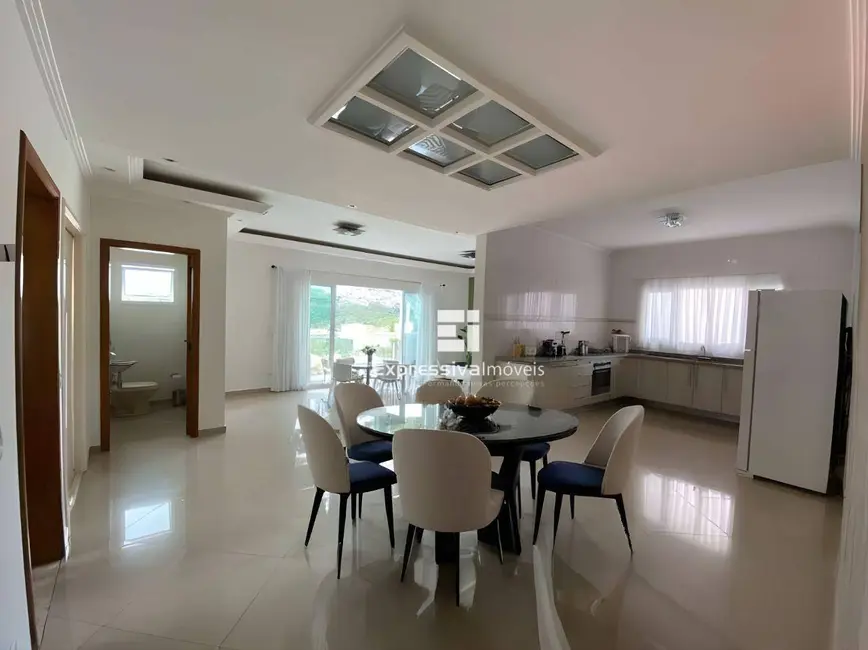 Foto 4 de Casa de Condomínio com 3 quartos à venda, 300m2 em Loteamento Itatiba Country Club, Itatiba - SP