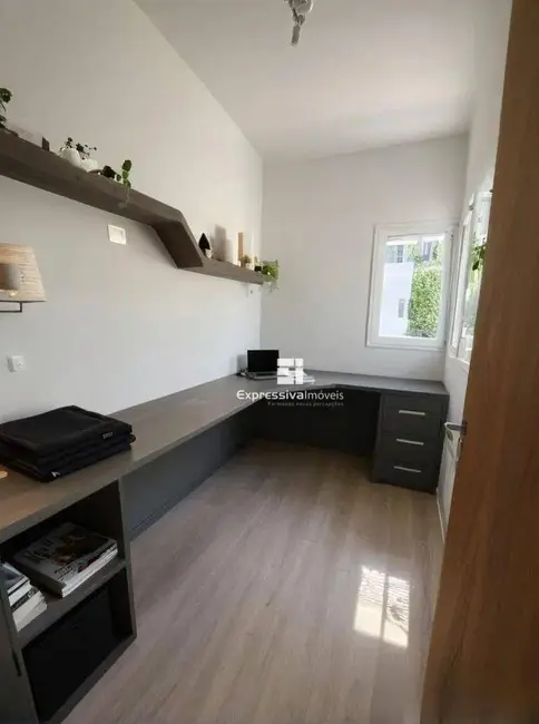 Foto 5 de Casa de Condomínio com 3 quartos à venda, 300m2 em Loteamento Itatiba Country Club, Itatiba - SP