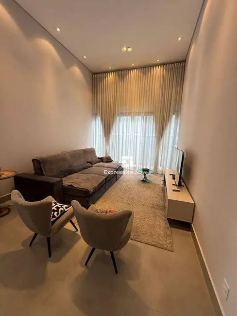 Casa de Condomínio com 3 quartos à venda e para alugar, 510m2 em Centro, Itatiba - SP - imagem 3 Foto 3 de Casa de Condomínio com 3 quartos à venda e para alugar, 510m2 em Centro, Itatiba - SP