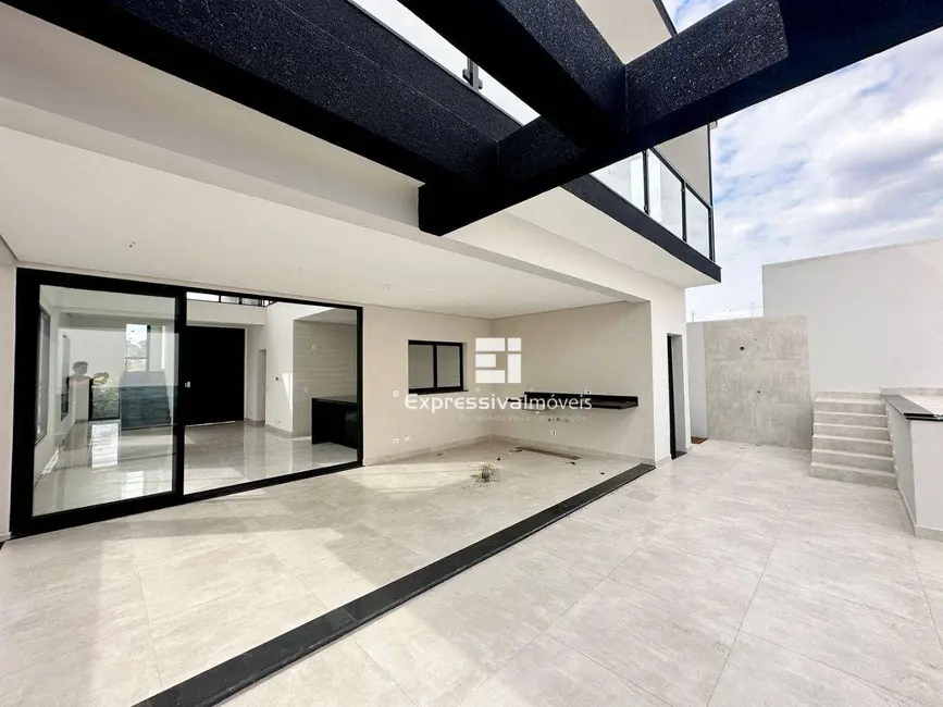 Foto 3 de Casa de Condomínio com 4 quartos à venda, 389m2 em Jardim da Luz, Itatiba - SP