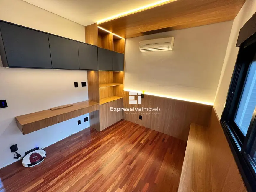 Foto 6 de Casa de Condomínio com 3 quartos à venda e para alugar, 407m2 em Bairro Itapema, Itatiba - SP