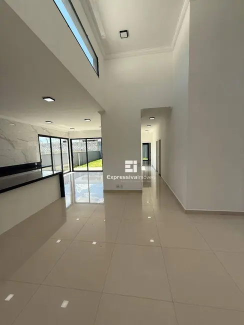 Foto 8 de Casa de Condomínio com 3 quartos à venda, 380m2 em Bairro Itapema, Itatiba - SP