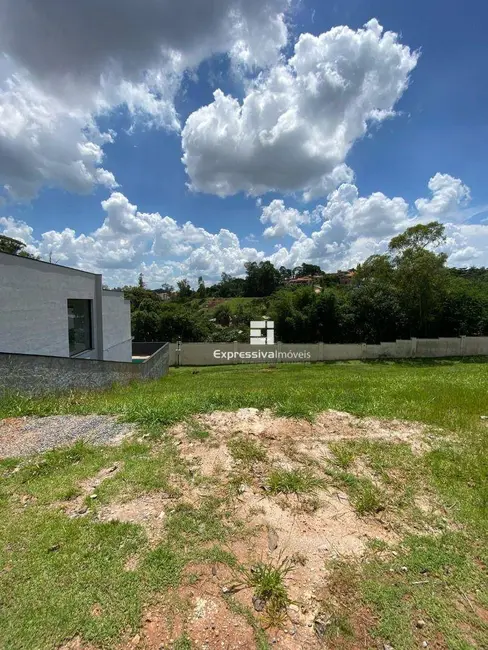 Foto 3 de Terreno / Lote à venda, 380m2 em Itatiba - SP