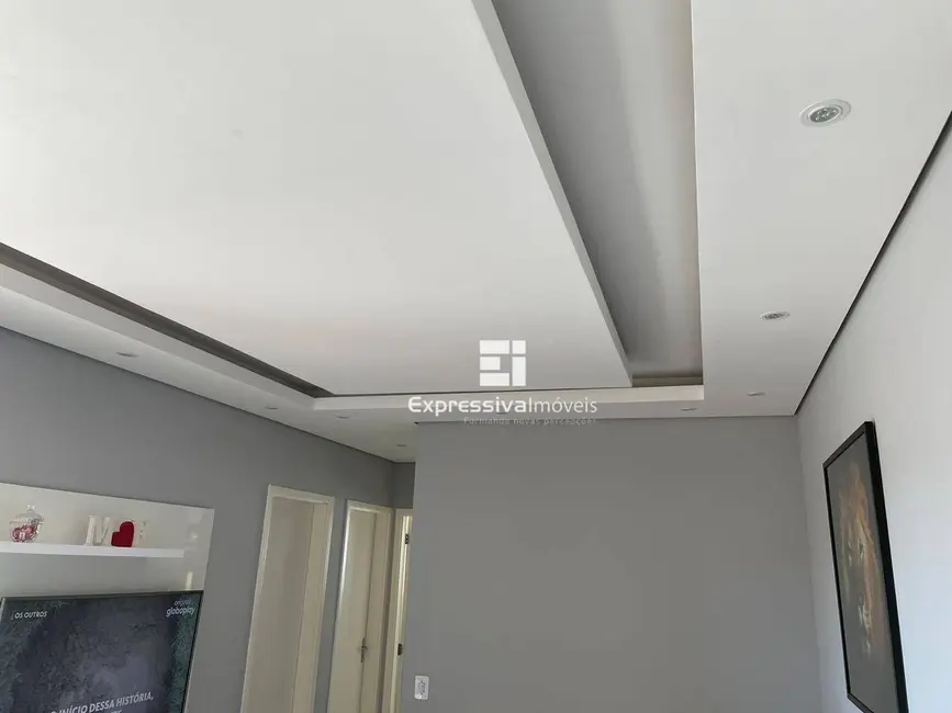 Foto 2 de Apartamento com 2 quartos à venda, 50m2 em Jardim Ester, Itatiba - SP