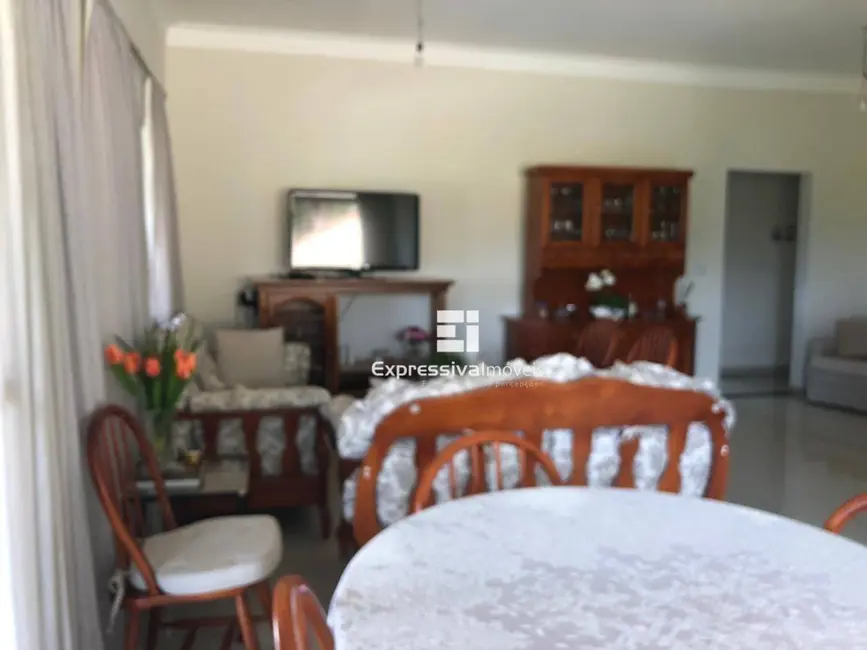 Foto 9 de Chácara com 4 quartos à venda, 1000m2 em Cachoeiras do Imaratá, Itatiba - SP