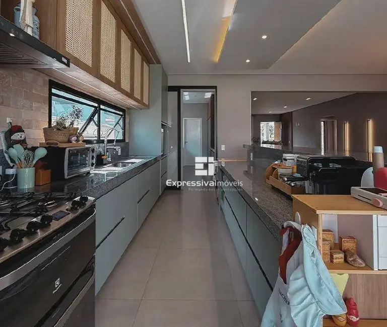 Foto 4 de Casa com 3 quartos à venda, 500m2 em Chácara Santa Cruz dos Pires, Itatiba - SP