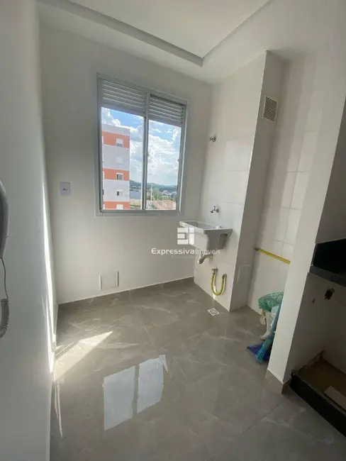 Foto 3 de Apartamento com 2 quartos à venda e para alugar, 52m2 em Jardim São Marcos, Itatiba - SP