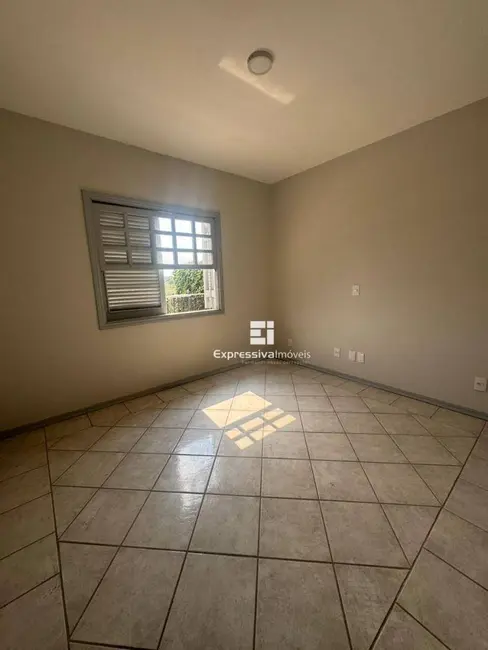 Foto 5 de Chácara com 4 quartos à venda, 1000m2 em Cachoeiras do Imaratá, Itatiba - SP