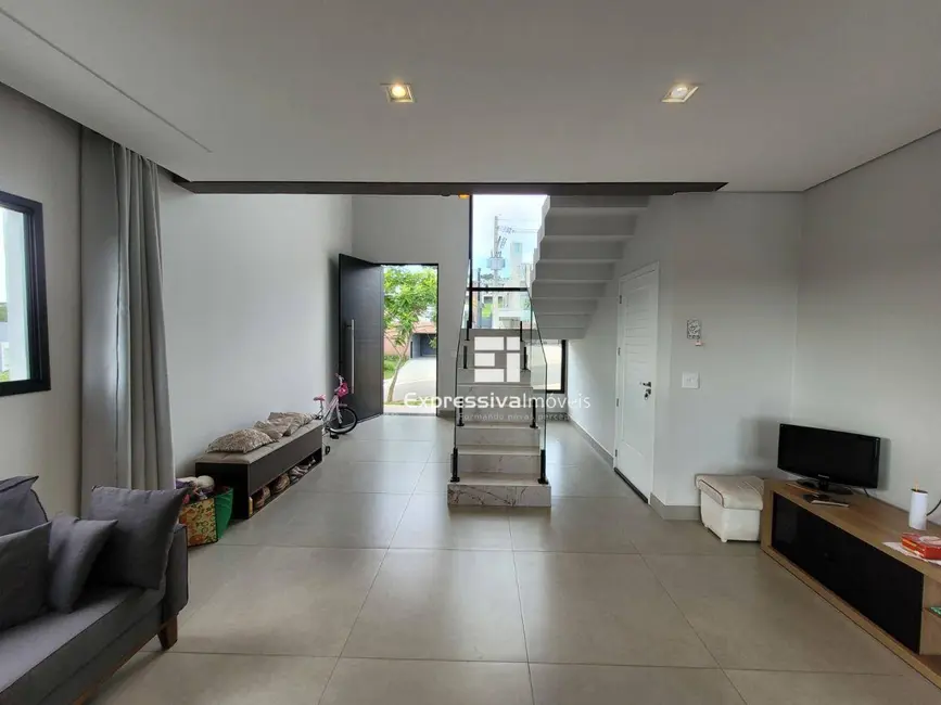 Casa de Condomínio com 3 quartos à venda, 389m2 em Itatiba - SP - imagem 7 Foto 7 de Casa de Condomínio com 3 quartos à venda, 389m2 em Itatiba - SP