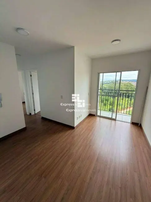 Foto 2 de Apartamento com 2 quartos à venda, 48m2 em Jardim Ester, Itatiba - SP