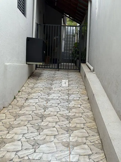 Casa à venda, 150m2 em Centro, Itatiba - SP - imagem 5 Foto 5 de Casa à venda, 150m2 em Centro, Itatiba - SP