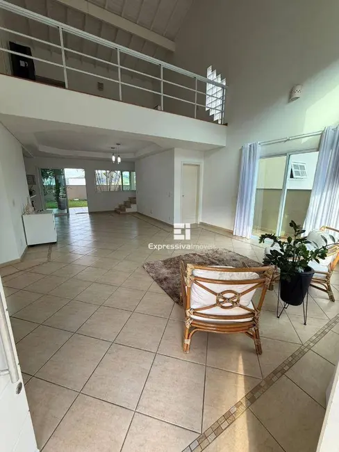 Foto 5 de Casa de Condomínio com 3 quartos à venda, 300m2 em Residencial Fazenda Serrinha, Itatiba - SP