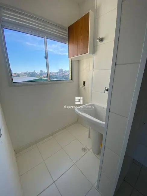 Foto 4 de Apartamento com 2 quartos para alugar, 52m2 em Jardim Ester, Itatiba - SP