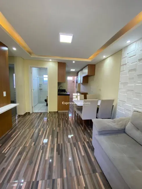 Foto 1 de Casa de Condomínio com 2 quartos para alugar, 70m2 em Itatiba - SP