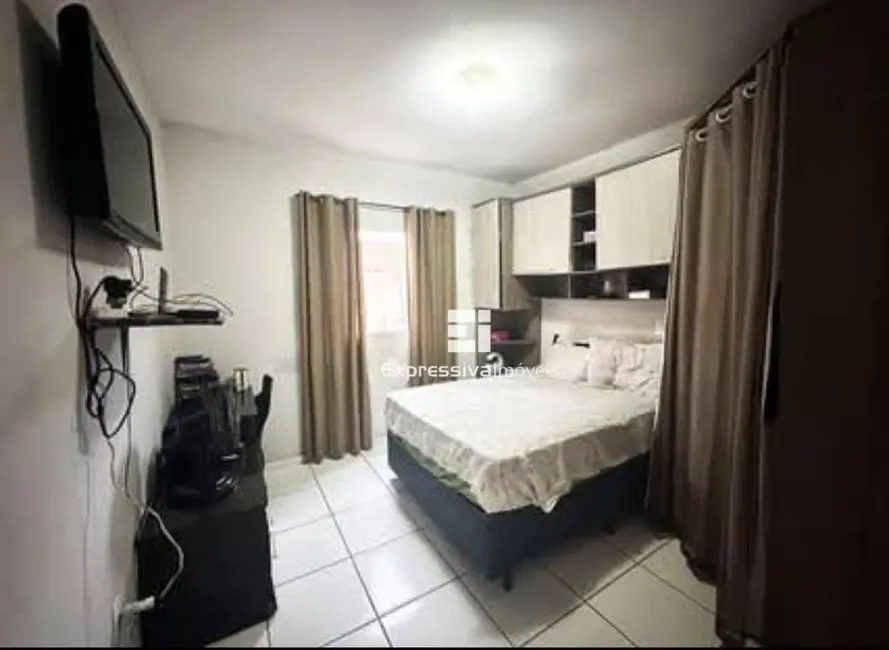 Foto 4 de Casa com 2 quartos à venda, 125m2 em Residencial Flamboyant, Itatiba - SP