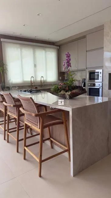 Foto 8 de Casa com 4 quartos à venda, 1000m2 em Jardim Delforno, Itatiba - SP