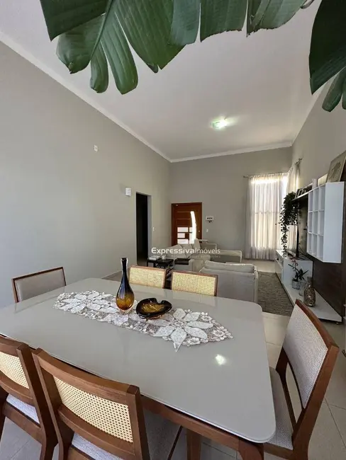 Foto 5 de Casa com 3 quartos à venda, 300m2 em Residencial Fazenda Serrinha, Itatiba - SP