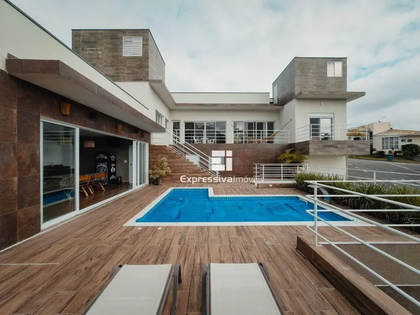 Foto 2 de Casa com 3 quartos à venda, 990m2 em Residencial Fazenda Serrinha, Itatiba - SP