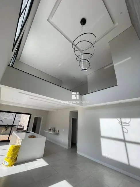 Foto 4 de Casa com 3 quartos à venda, 649m2 em Jardim Arizona, Itatiba - SP