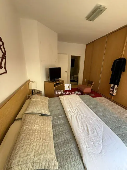 Casa com 4 quartos à venda, 350m2 em Itatiba - SP - imagem 3 Foto 3 de Casa com 4 quartos à venda, 350m2 em Itatiba - SP