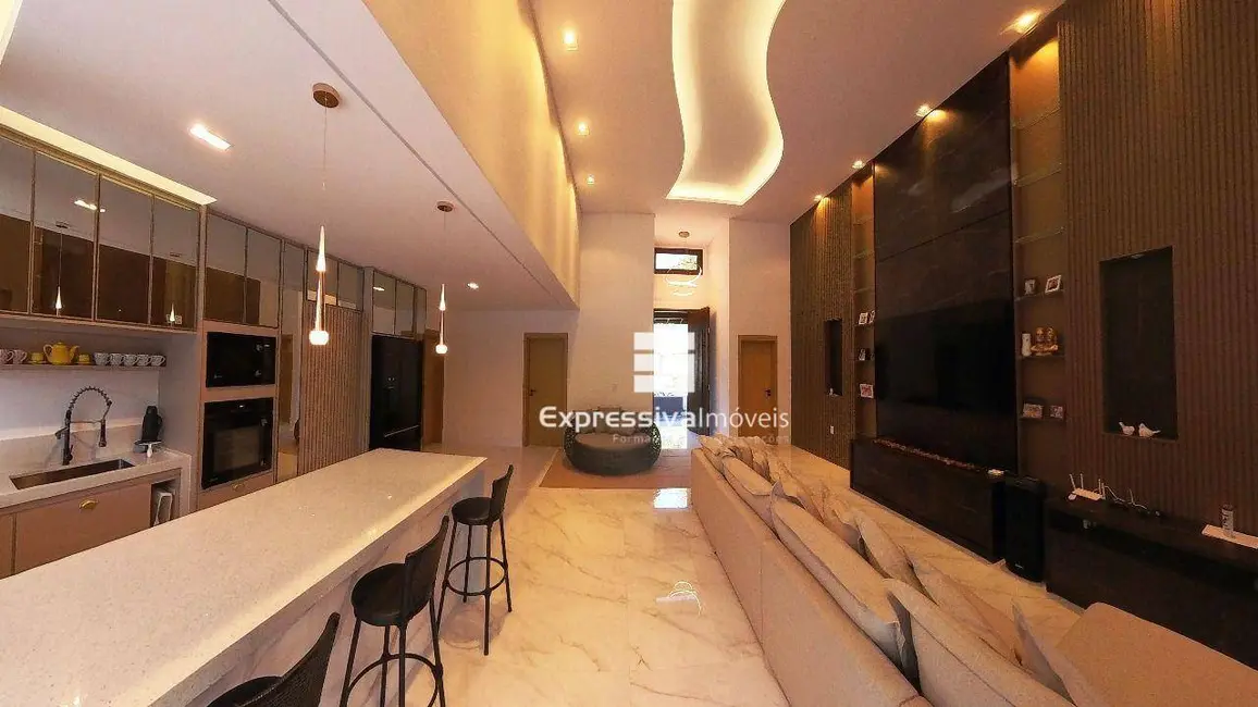 Foto 9 de Casa de Condomínio com 5 quartos à venda e para alugar, 1702m2 em Cachoeiras do Imaratá, Itatiba - SP