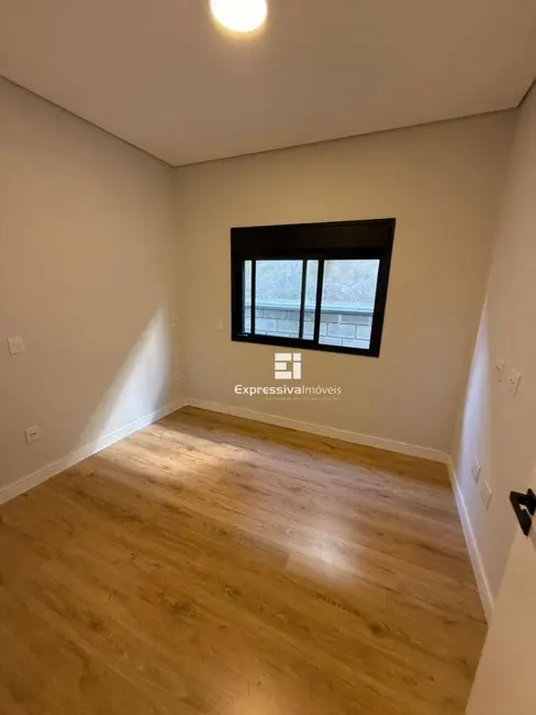 Foto 5 de Casa de Condomínio com 3 quartos à venda, 380m2 em Bairro Itapema, Itatiba - SP