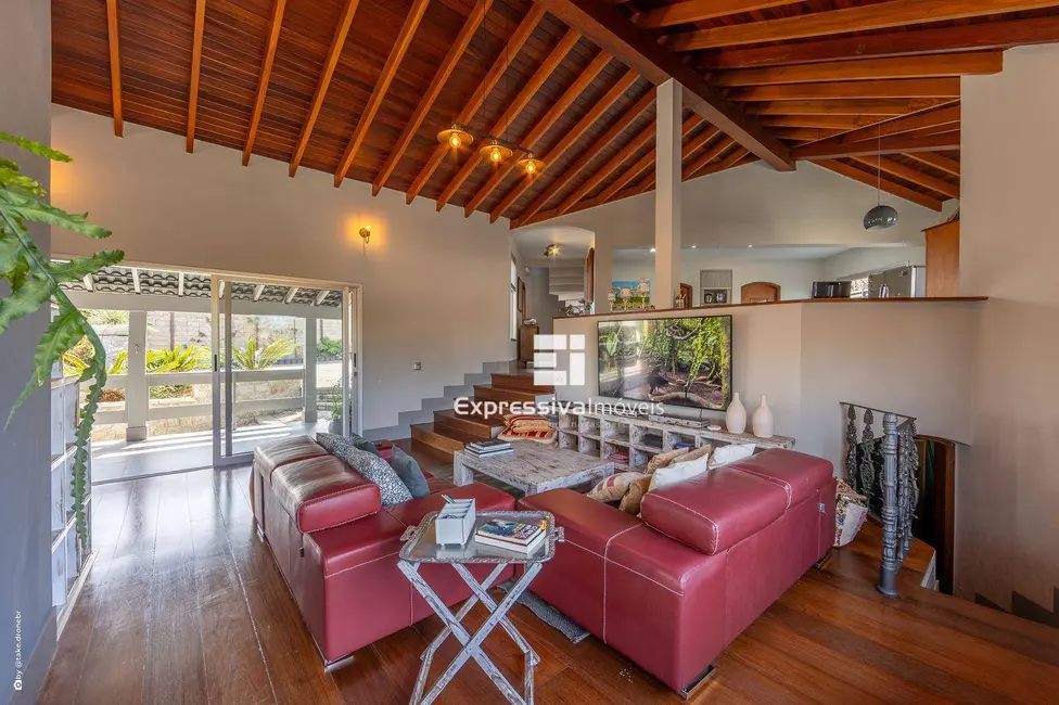 Foto 7 de Casa com 6 quartos à venda, 1683m2 em Parque das Laranjeiras, Itatiba - SP