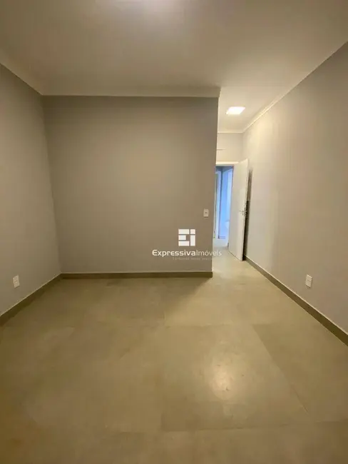 Foto 7 de Casa com 2 quartos à venda, 250m2 em Jardim São Marcos, Itatiba - SP