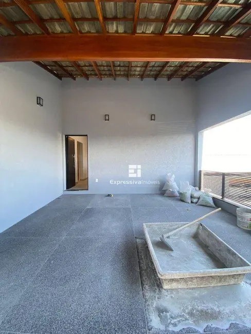 Foto 3 de Casa com 2 quartos à venda, 250m2 em Jardim São Marcos, Itatiba - SP